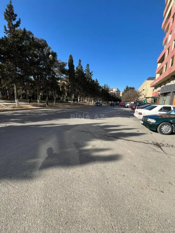 Kirayə verilir obyekt 200 m²