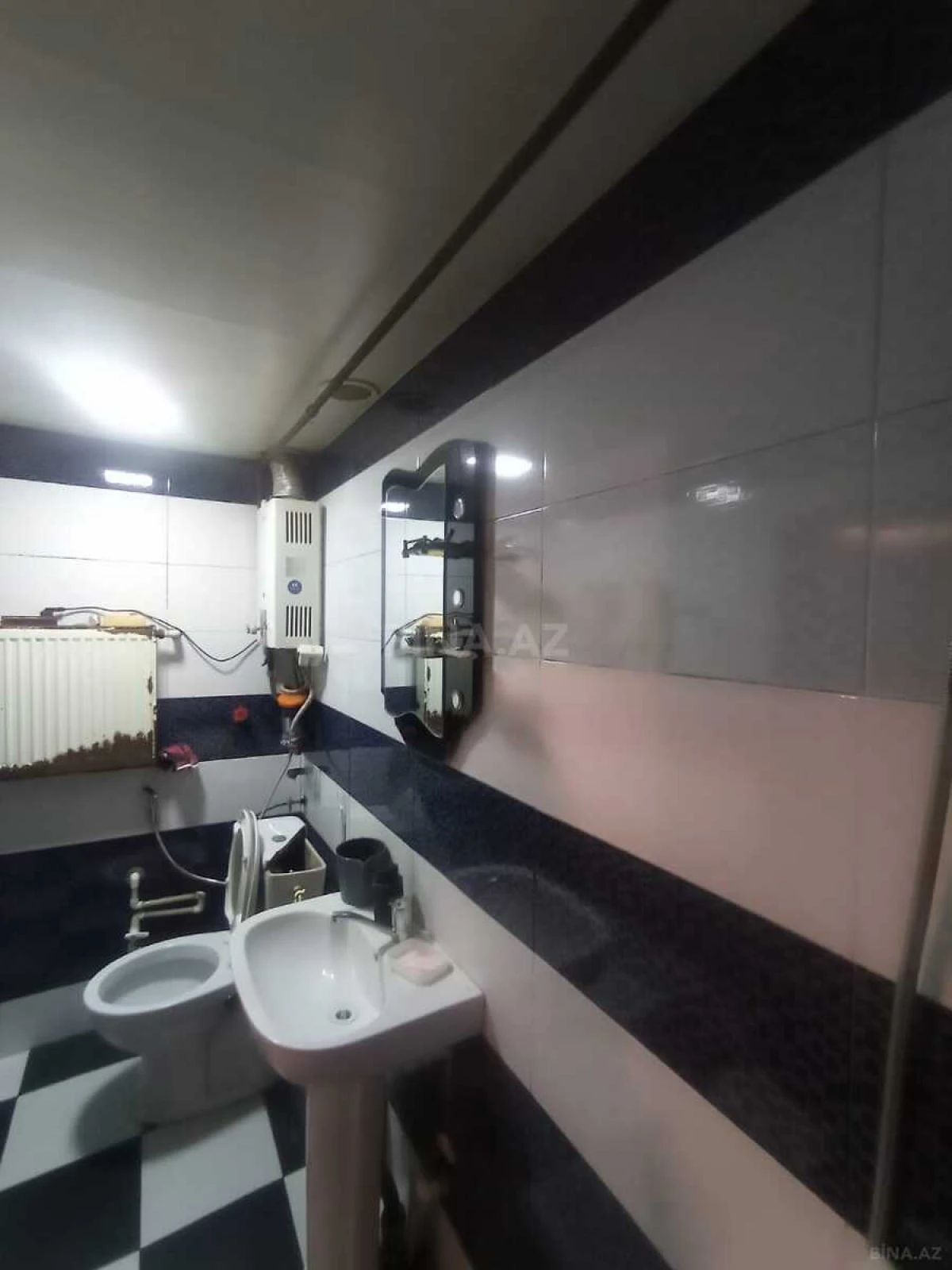 Satılır 2 otaqlı mənzil 65 m²