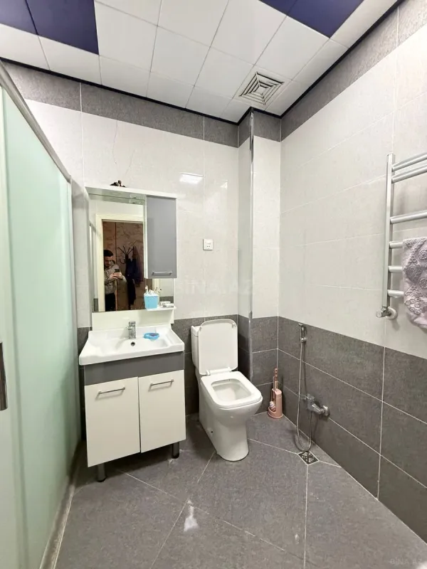 Satılır 2 otaqlı mənzil 57 m²