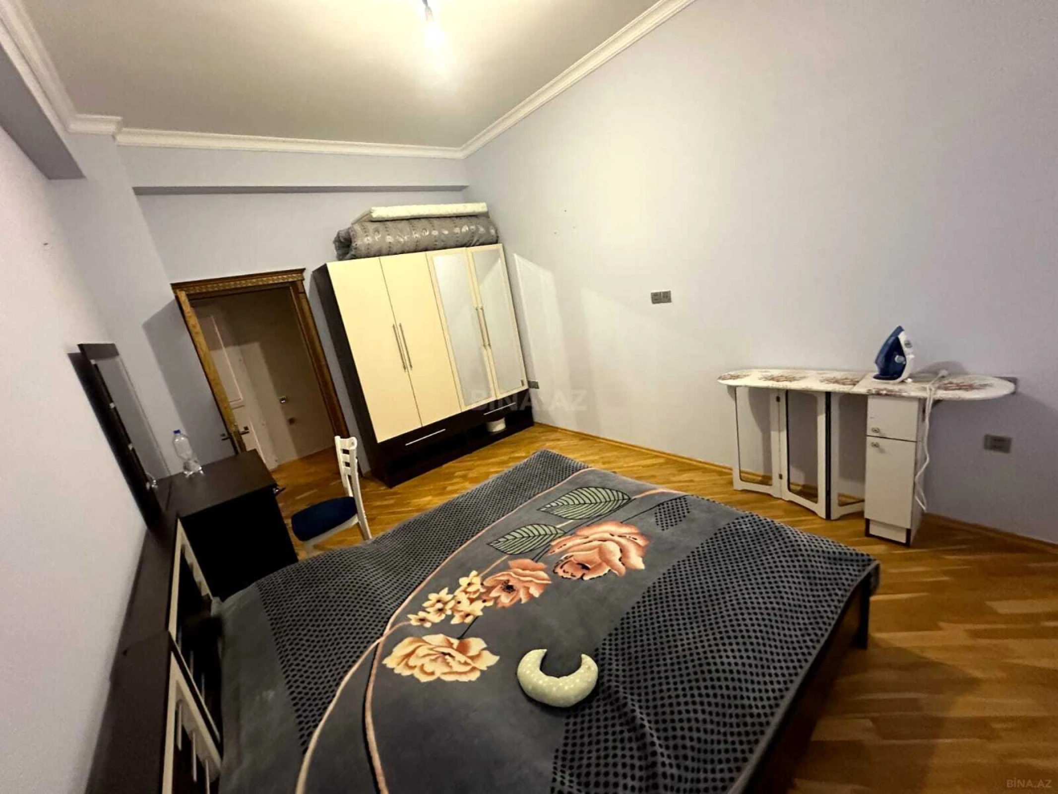 Kirayə verilir 3 otaqlı mənzil 120 m²