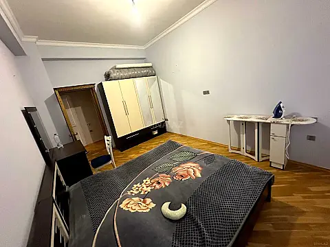 Kirayə verilir 3 otaqlı mənzil 120 m²