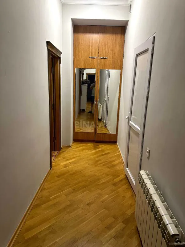 Kirayə verilir 3 otaqlı mənzil 120 m²
