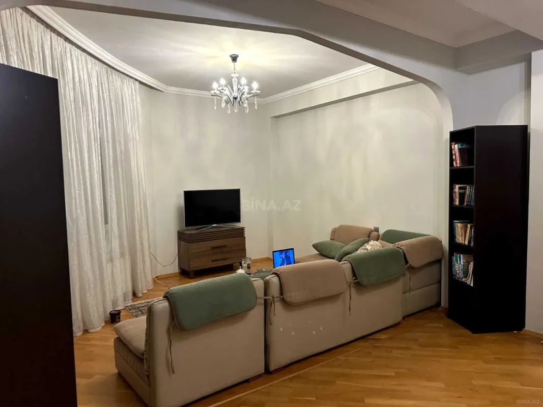 Kirayə verilir 3 otaqlı mənzil 120 m²
