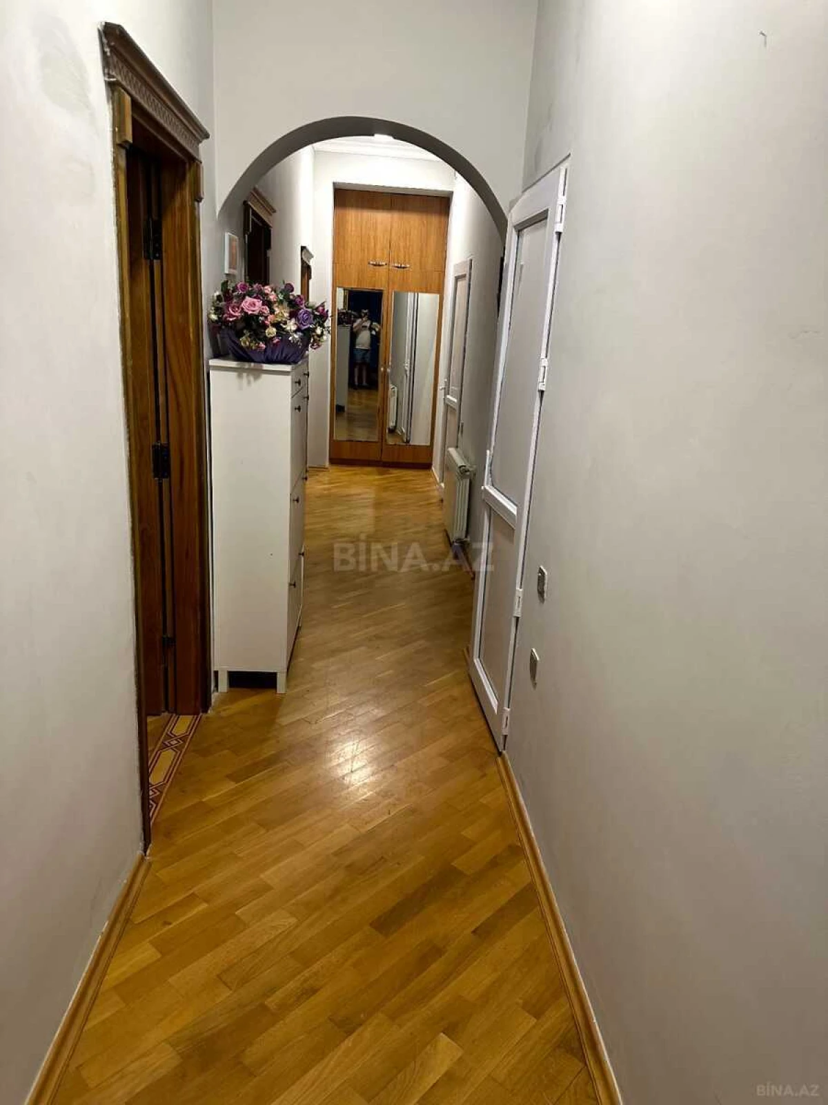 Kirayə verilir 3 otaqlı mənzil 120 m²