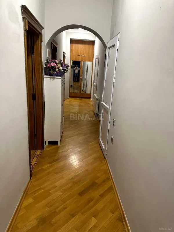 Kirayə verilir 3 otaqlı mənzil 120 m²