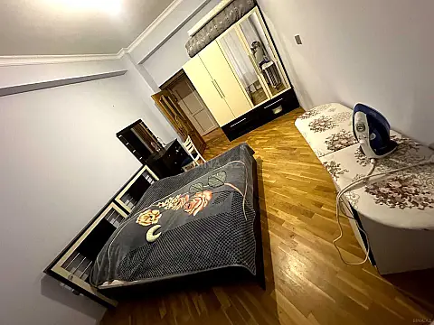 Kirayə verilir 3 otaqlı mənzil 120 m²