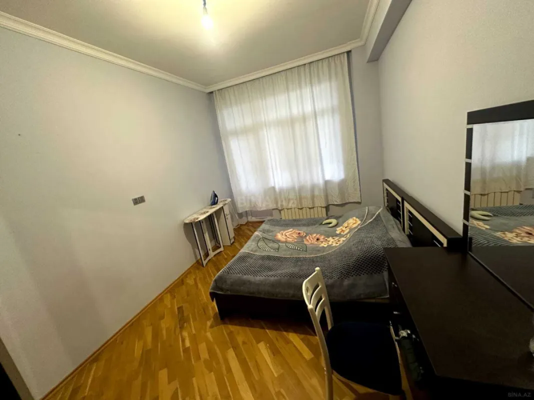 Kirayə verilir 3 otaqlı mənzil 120 m²