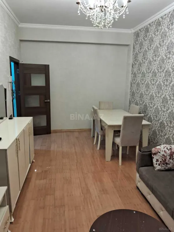 Kirayə verilir 2 otaqlı mənzil 63 m²