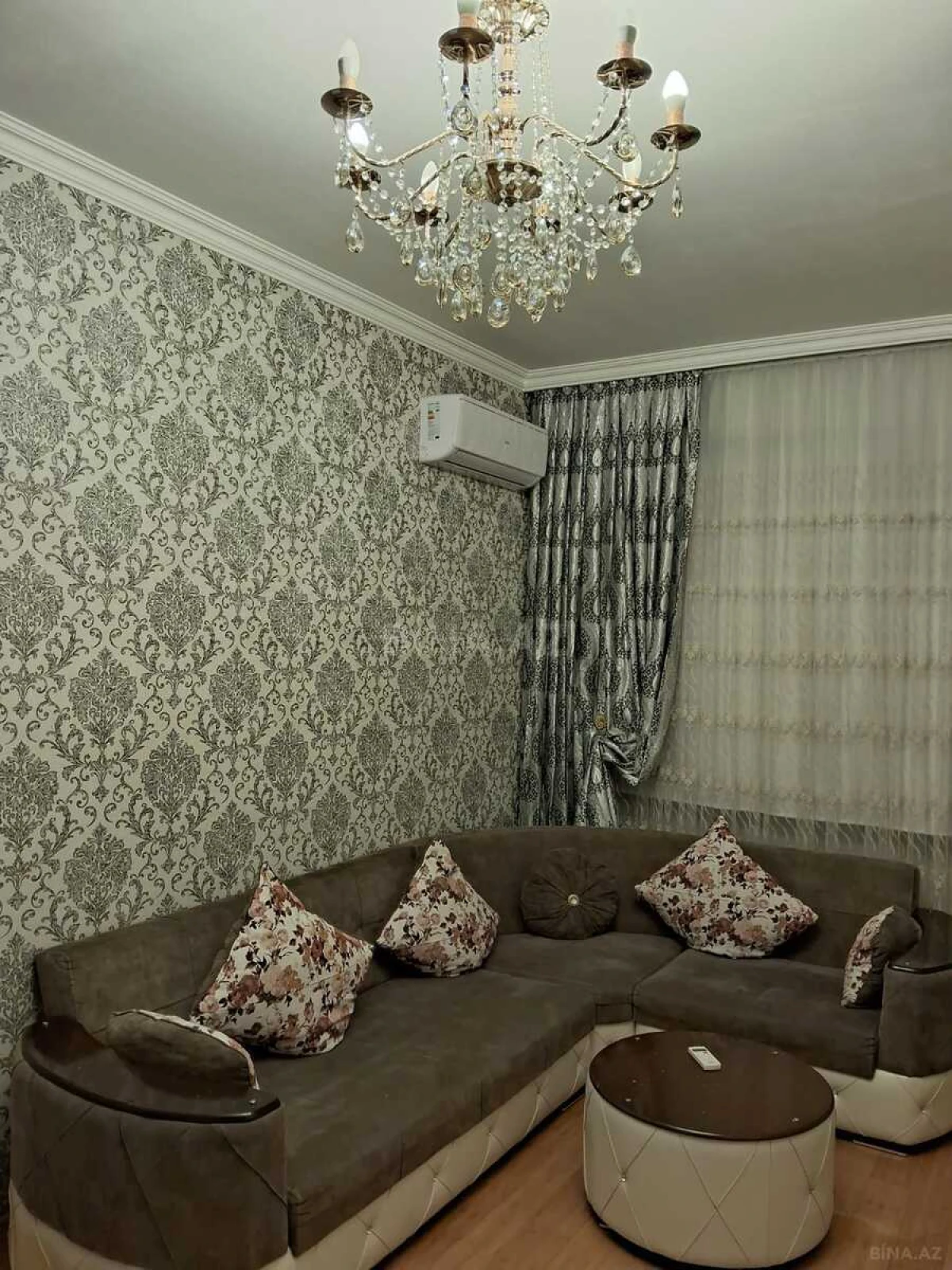 Kirayə verilir 2 otaqlı mənzil 63 m²