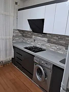 Kirayə verilir 2 otaqlı mənzil 63 m²