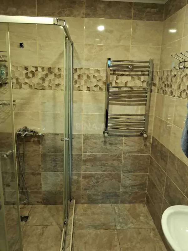 Kirayə verilir 2 otaqlı mənzil 63 m²