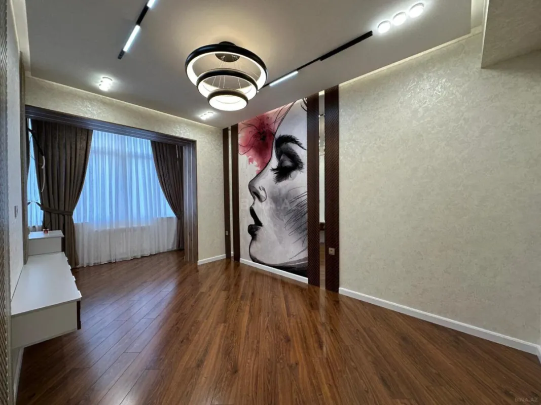 Satılır 2 otaqlı mənzil 84 m²