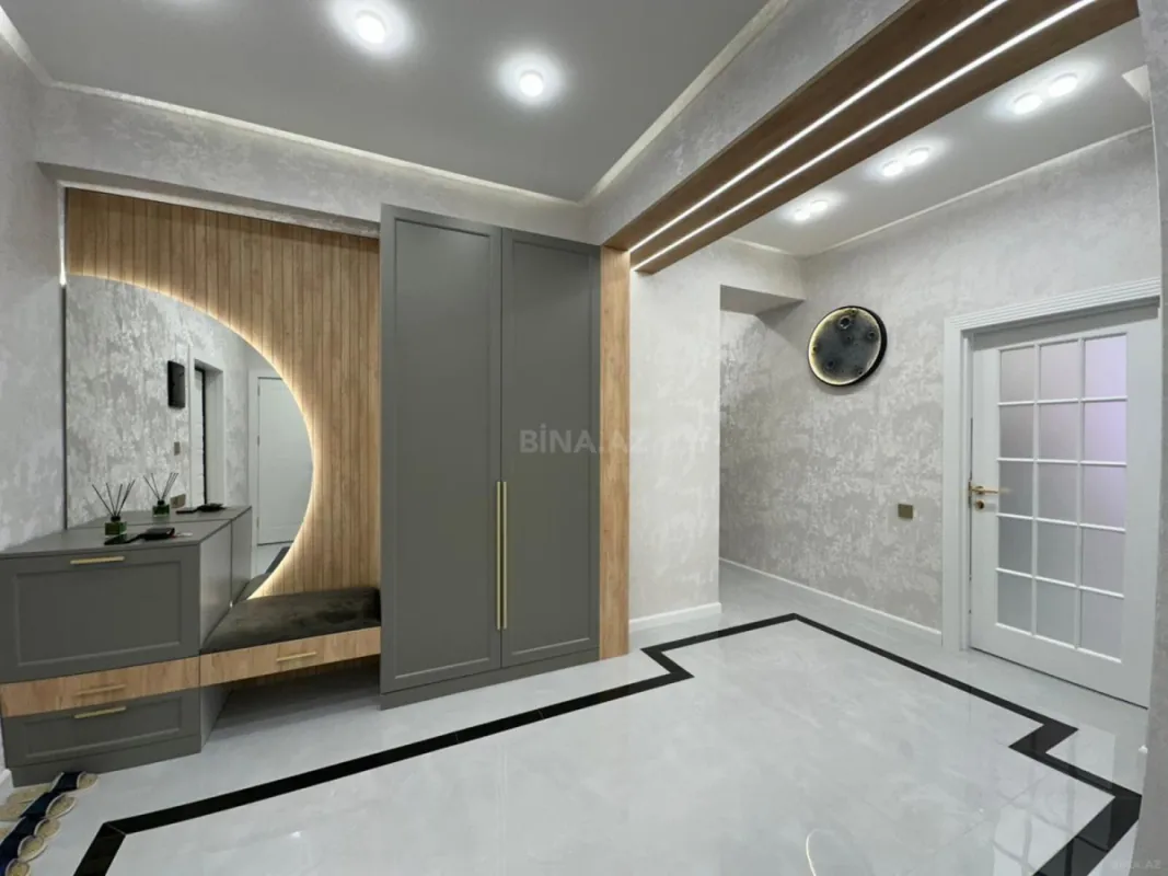 Satılır 2 otaqlı mənzil 84 m²