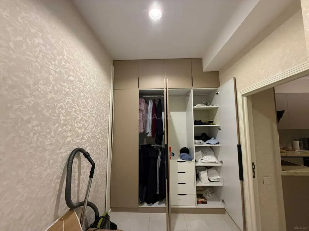 Kirayə verilir 2 otaqlı mənzil 80 m²