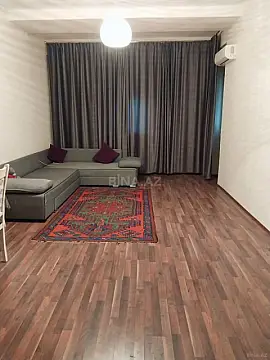 Kirayə verilir 2 otaqlı mənzil 70 m²
