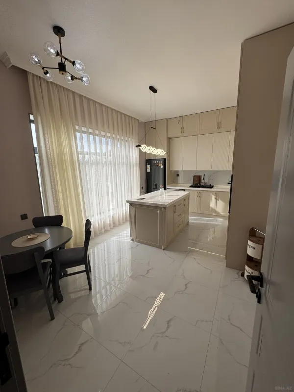 Satılır 3 otaqlı həyət evi 145 m²