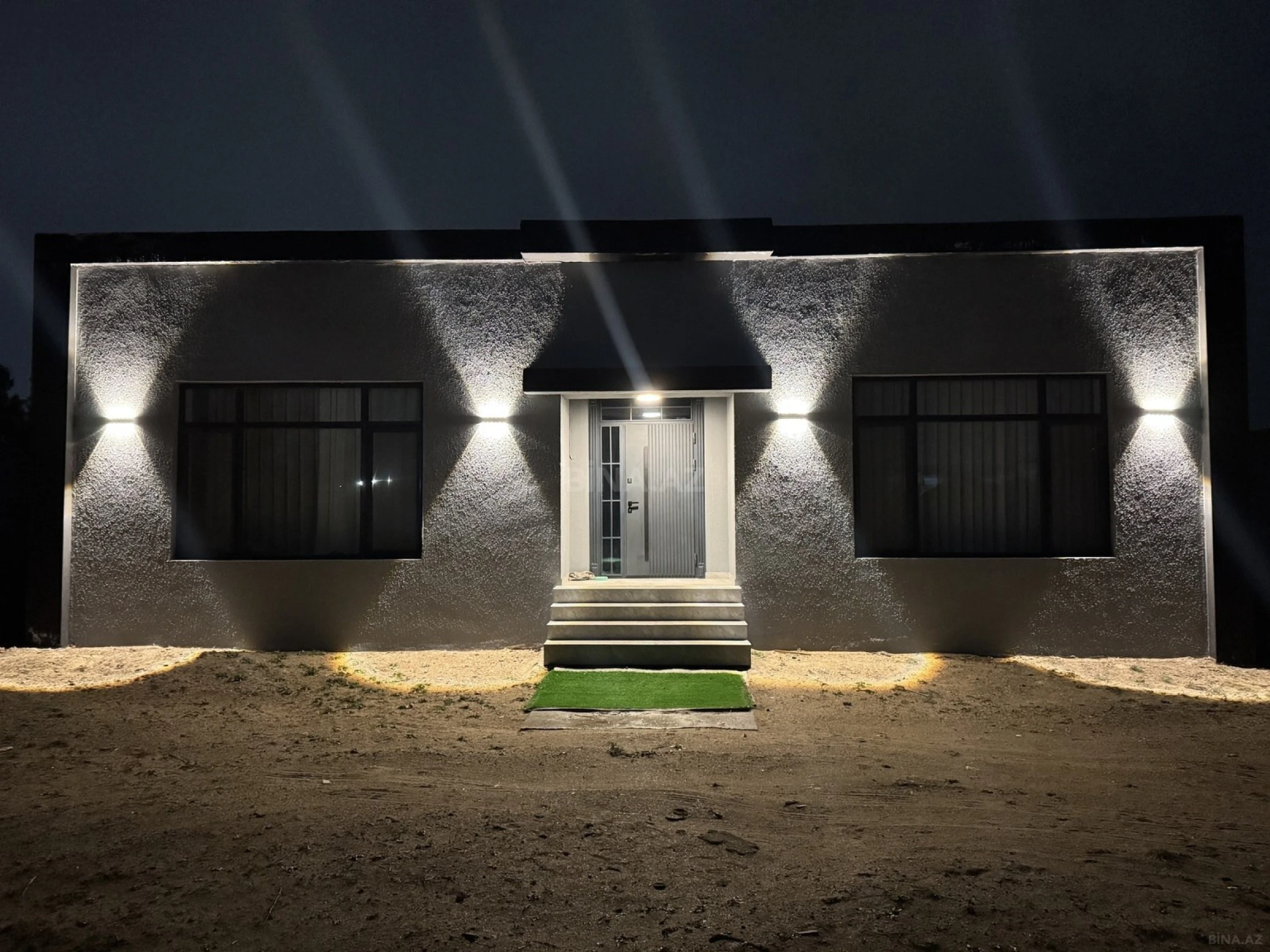 Satılır 3 otaqlı həyət evi 145 m²