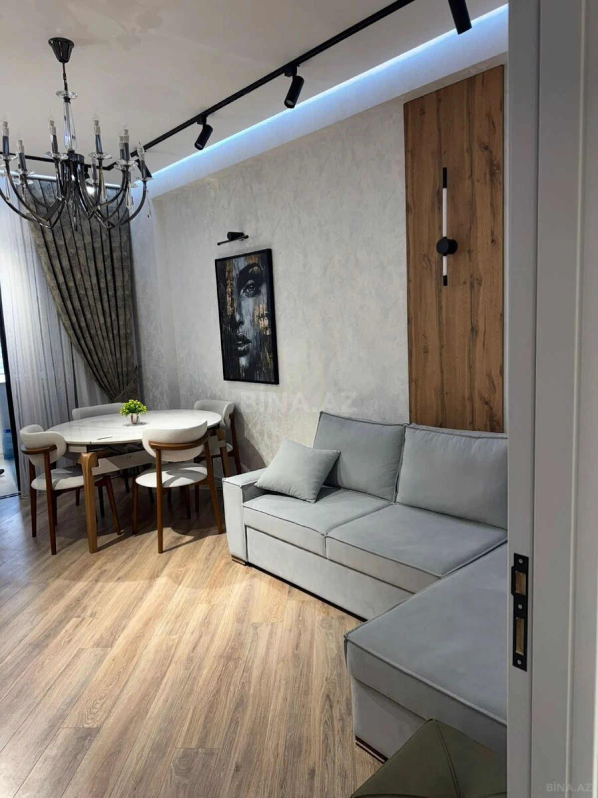 Satılır 2 otaqlı mənzil 55 m²