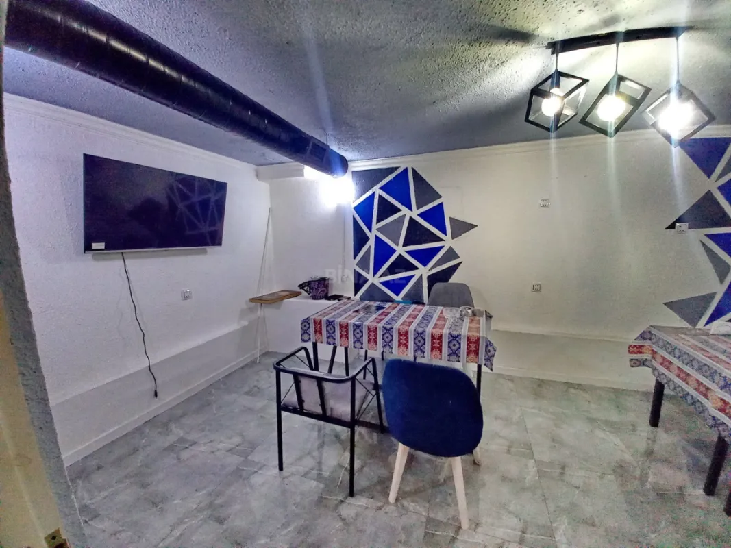 Kirayə verilir obyekt 80 m²