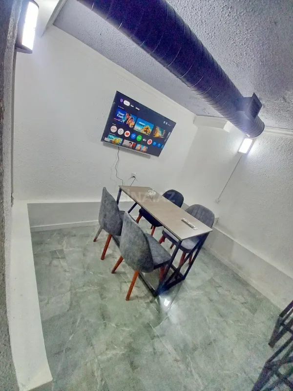 Kirayə verilir obyekt 80 m²