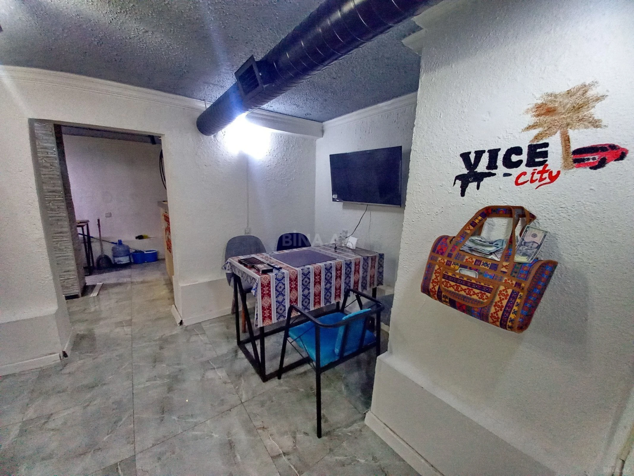 Kirayə verilir obyekt 80 m²