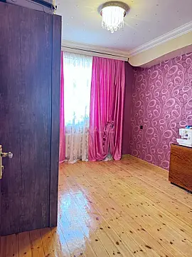 Satılır 3 otaqlı mənzil 75 m²