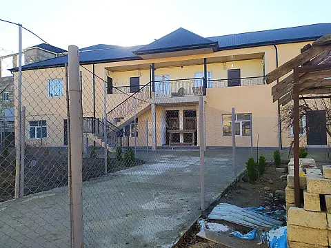 Kirayə verilir 2 otaqlı həyət evi 70 m²