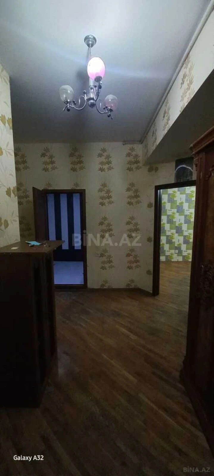 Kirayə verilir 2 otaqlı mənzil 70 m²