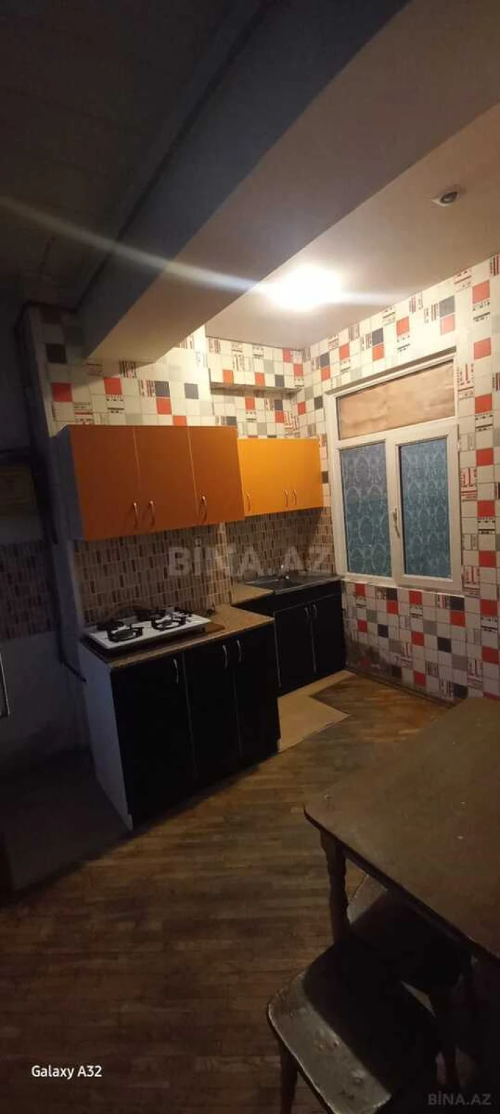 Kirayə verilir 2 otaqlı mənzil 70 m²