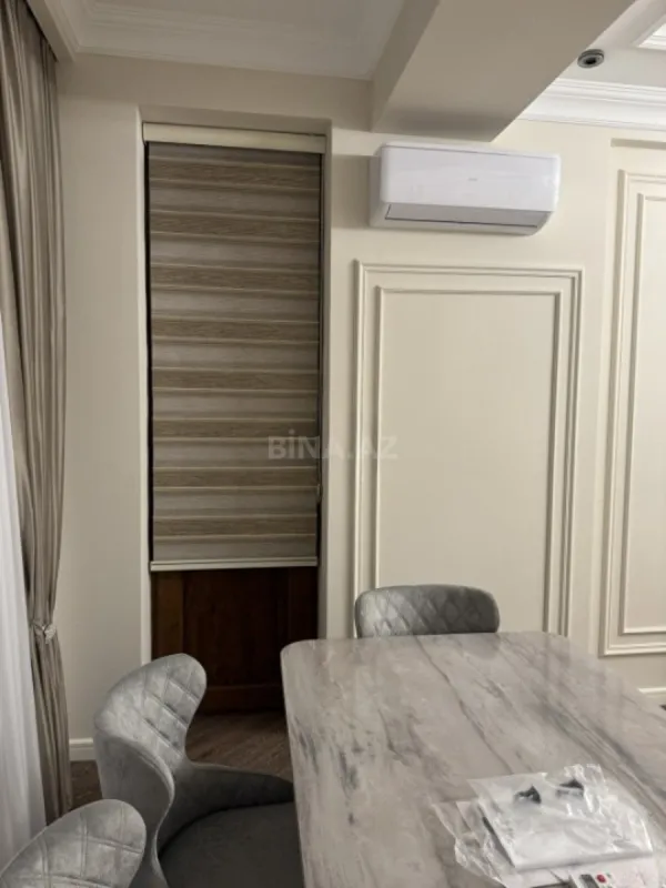 Kirayə verilir 2 otaqlı mənzil 75 m²