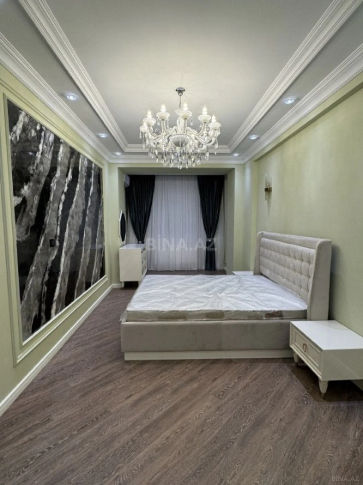 Kirayə verilir 2 otaqlı mənzil 75 m²