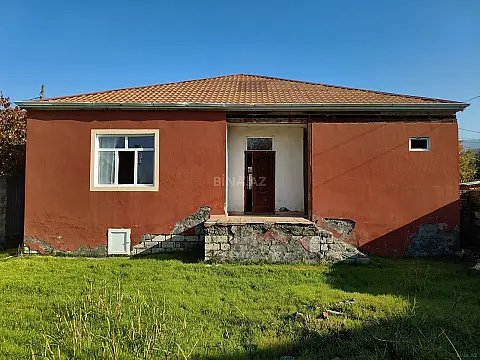 Satılır 4 otaqlı həyət evi 165 m² — Zaqatala 4 otaq 165.00 m²