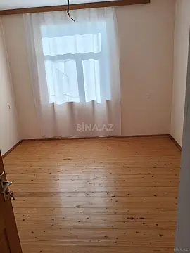Satılır 4 otaqlı həyət evi 165 m²