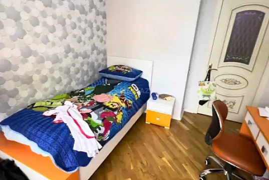 Satılır 3 otaqlı mənzil 87 m²