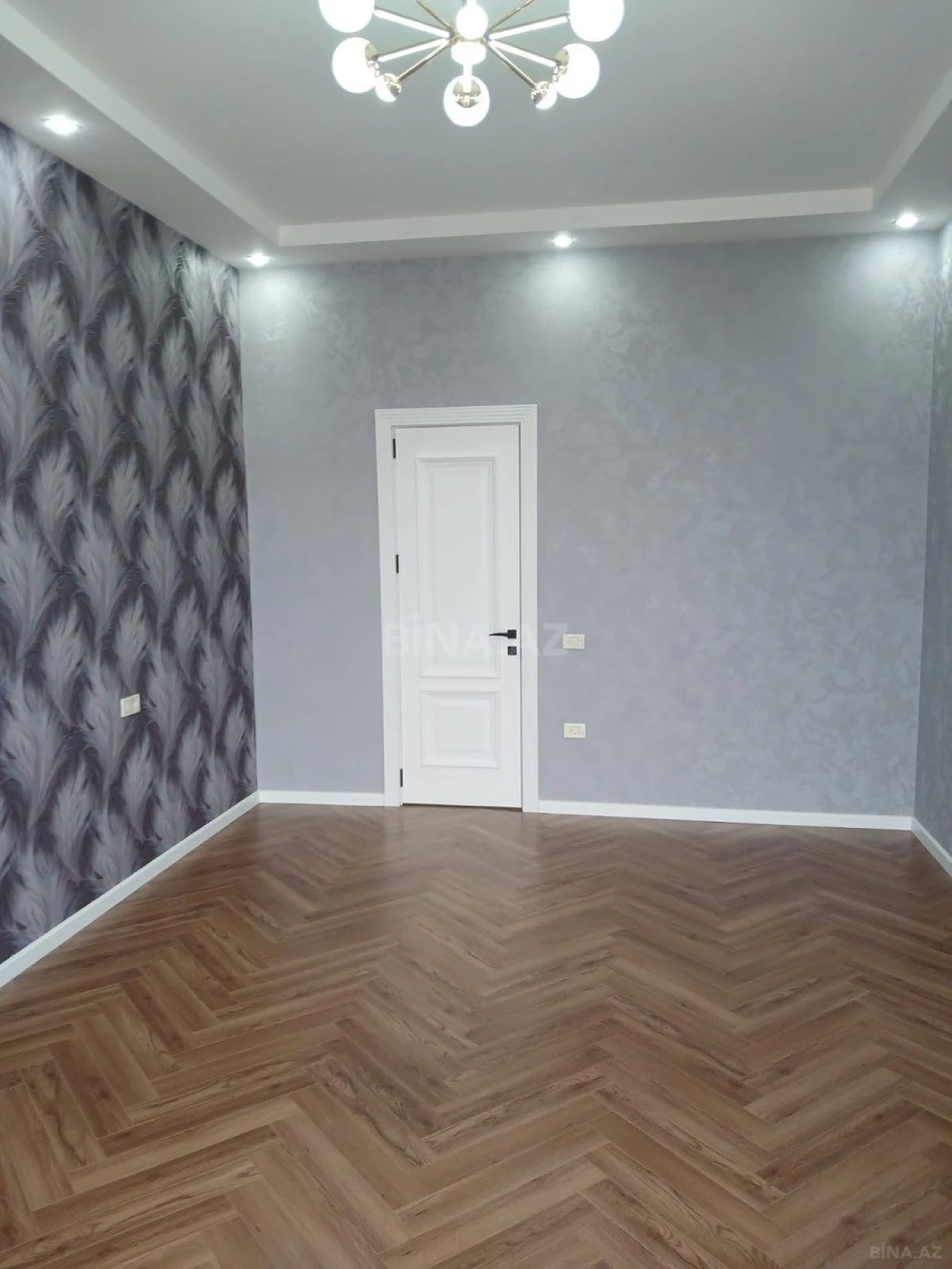 Satılır 5 otaqlı həyət evi 310 m²