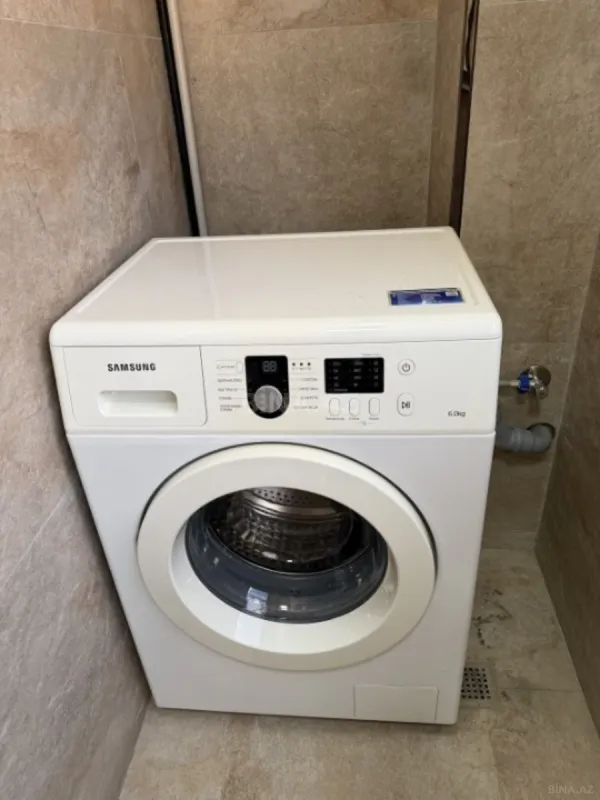 Kirayə verilir 3 otaqlı mənzil 105 m²