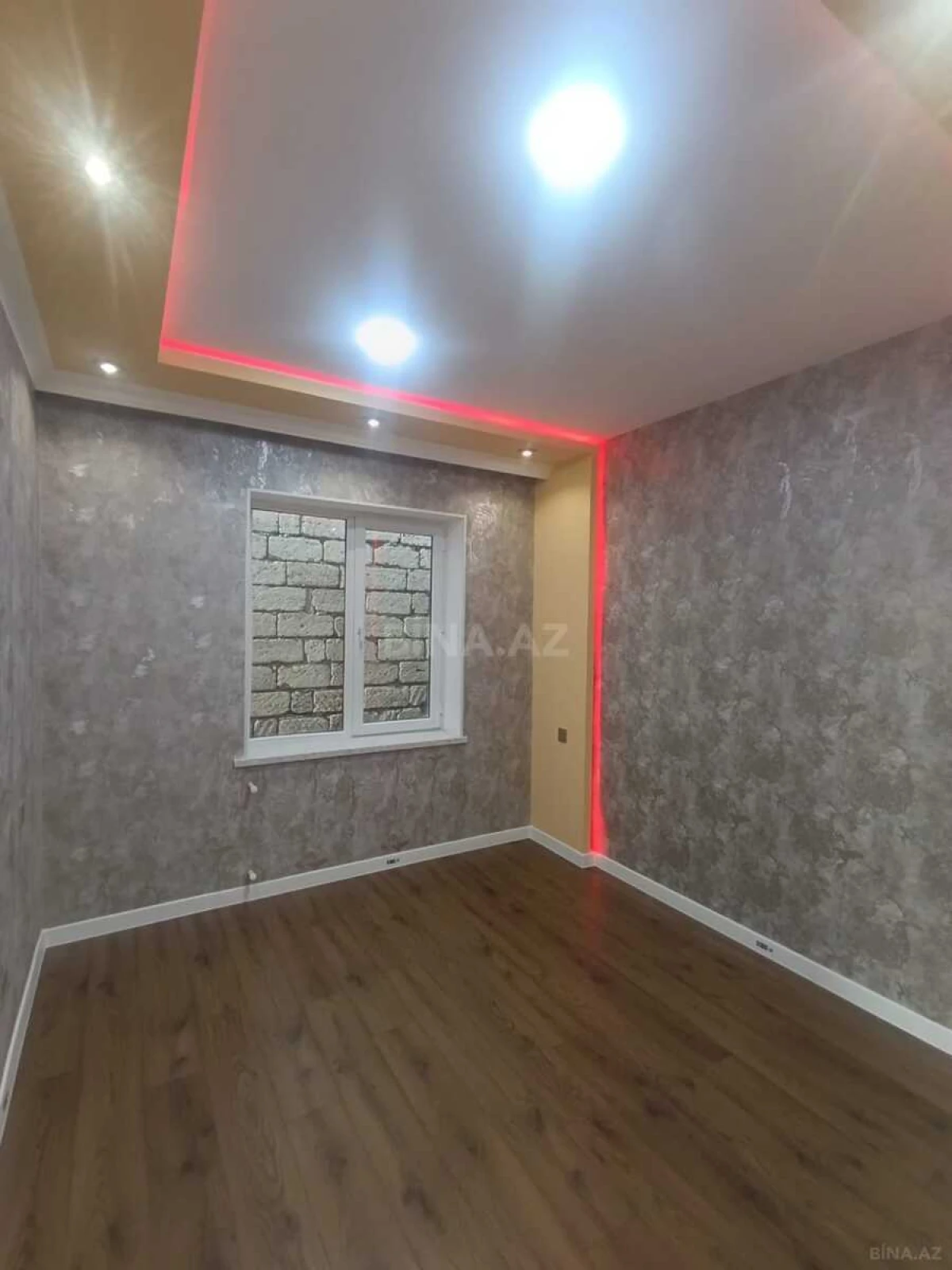 Satılır 4 otaqlı həyət evi 140 m²