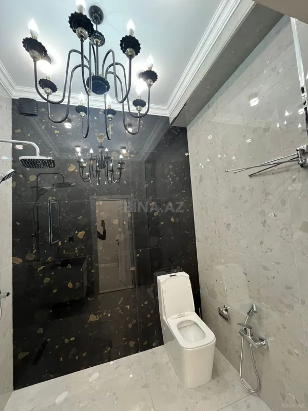 Satılır 2 otaqlı mənzil 65 m²