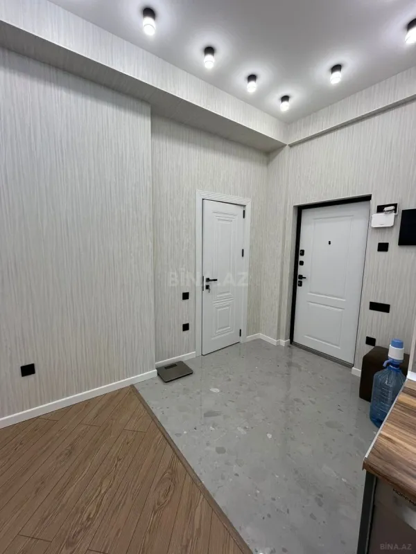 Satılır 2 otaqlı mənzil 65 m²
