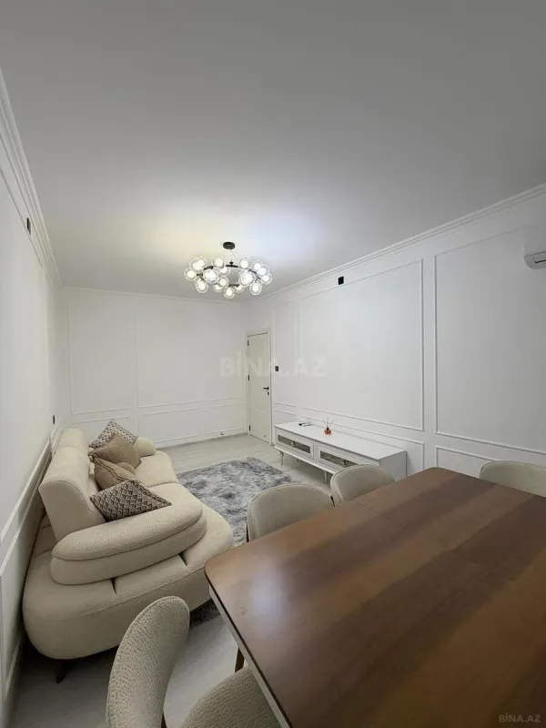 Satılır 2 otaqlı mənzil 60 m²