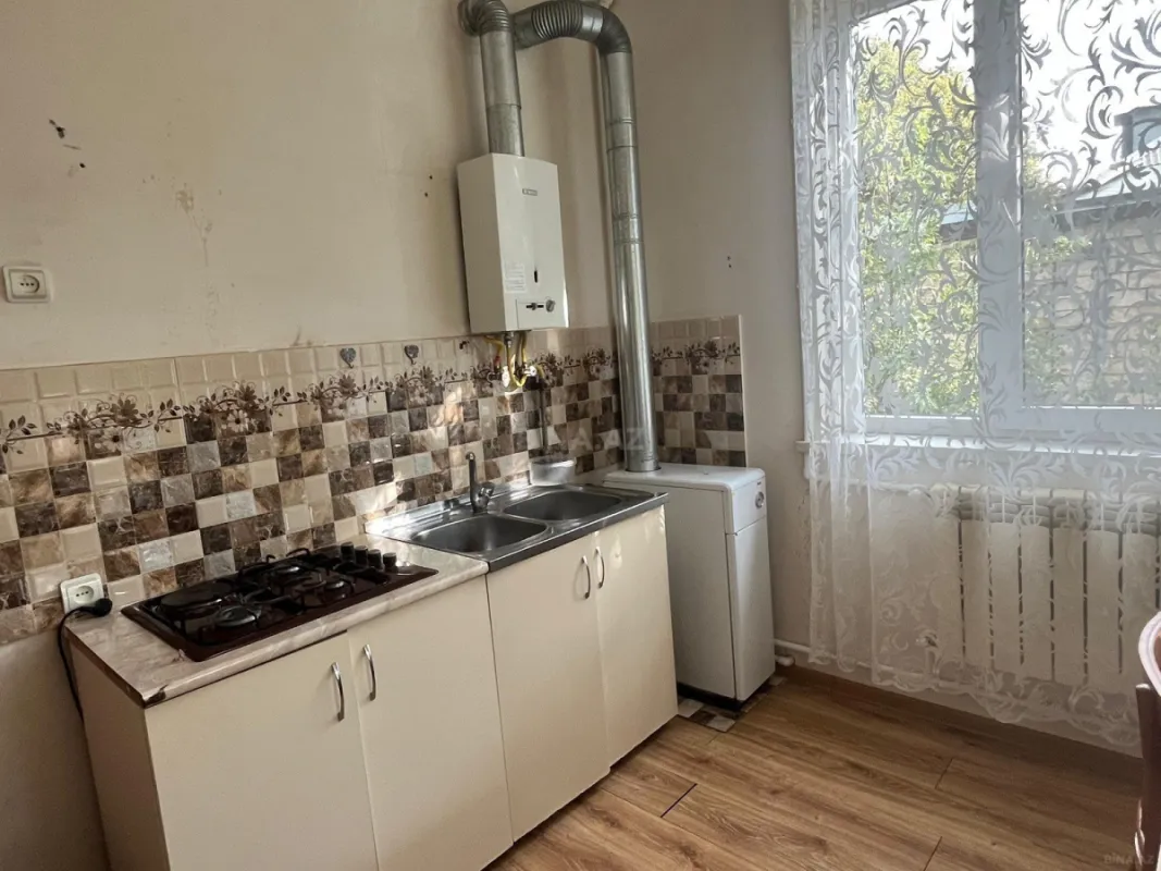 Satılır 3 otaqlı həyət evi 100 m²