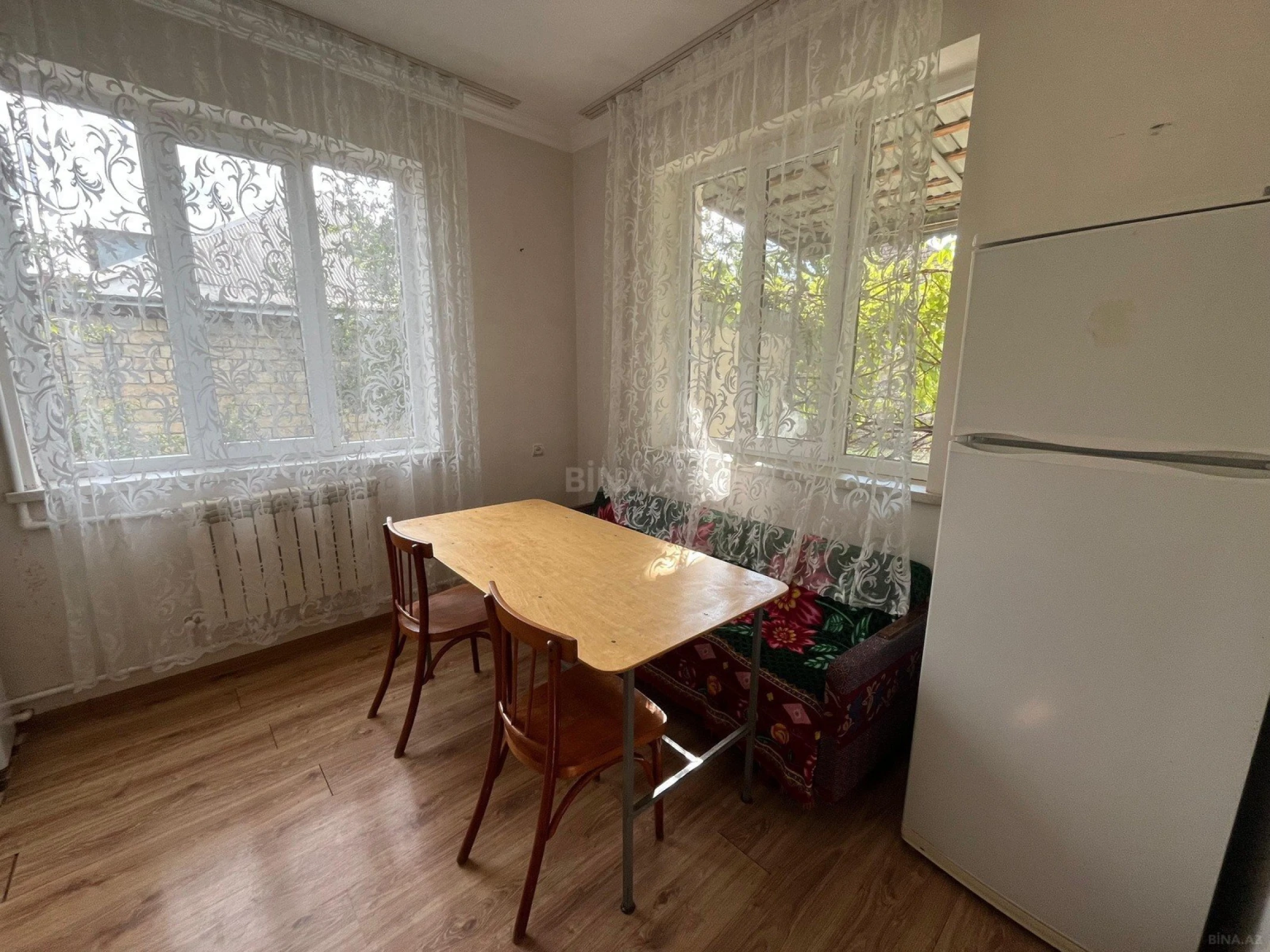 Satılır 3 otaqlı həyət evi 100 m²