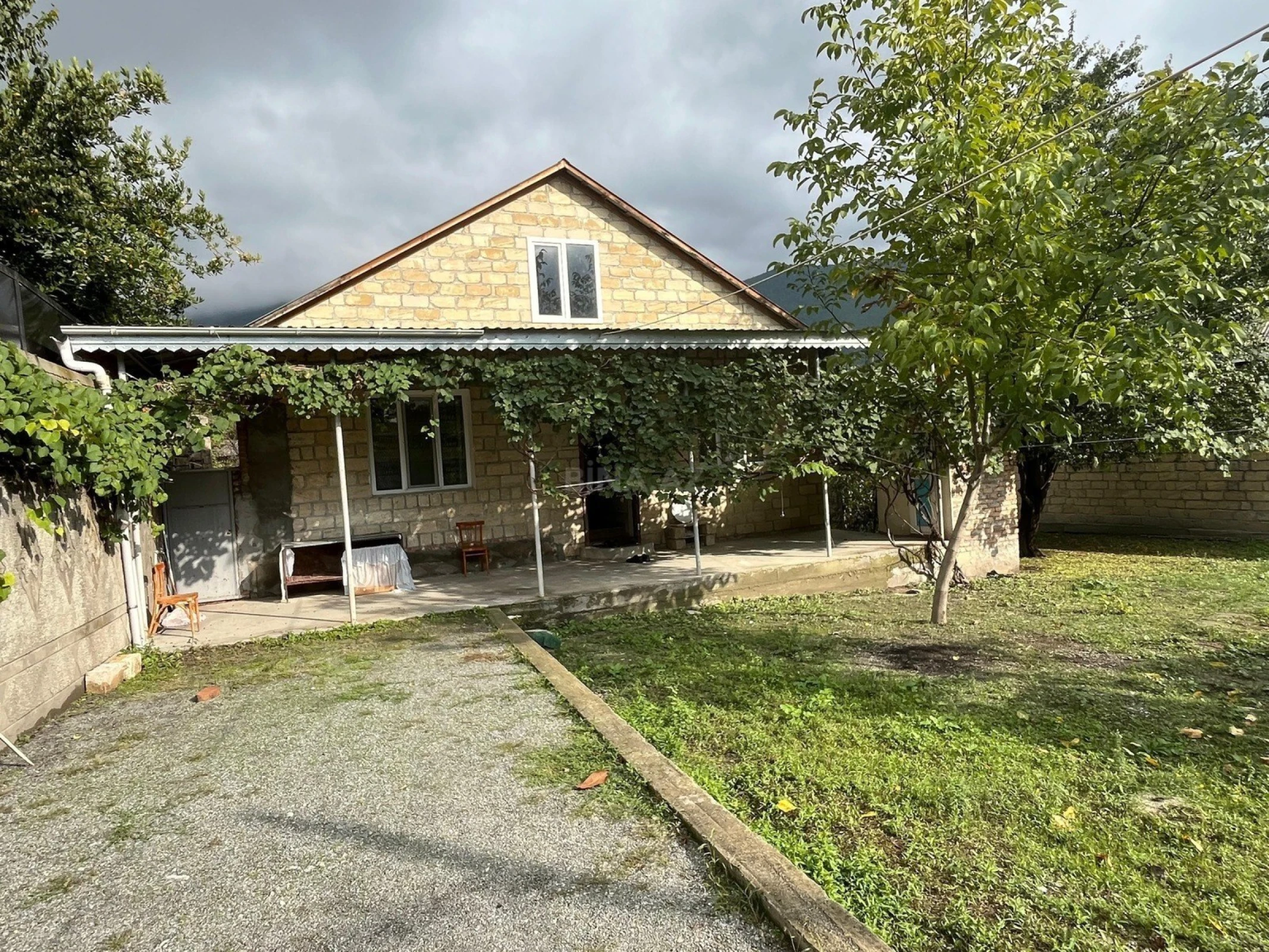 Satılır 3 otaqlı həyət evi 100 m²