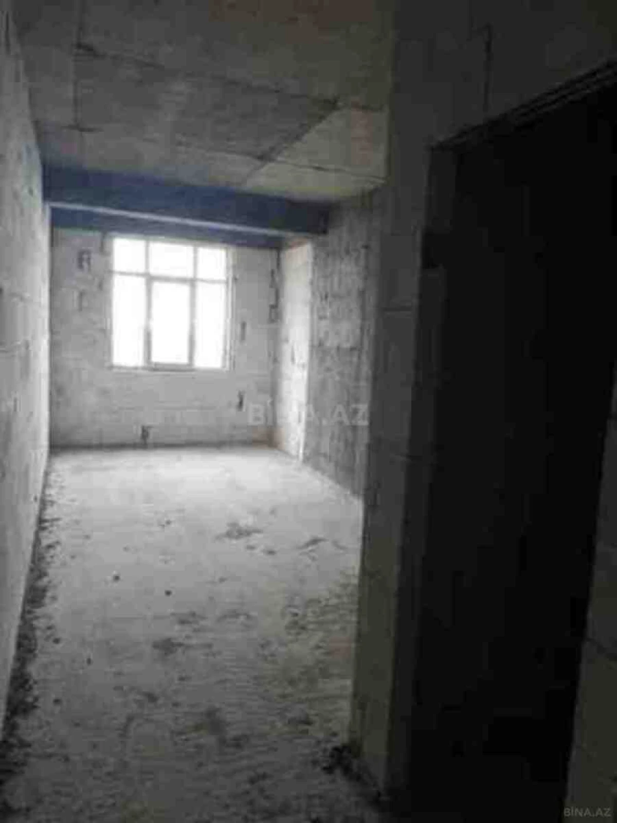 Satılır 2 otaqlı mənzil 104 m²