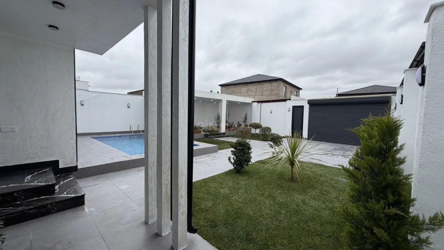 Satılır 4 otaqlı həyət evi 150 m²