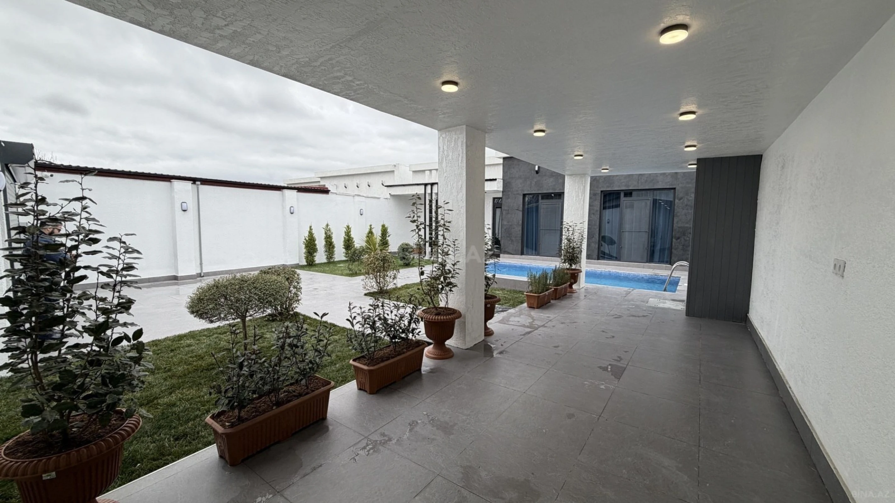 Satılır 4 otaqlı həyət evi 150 m²