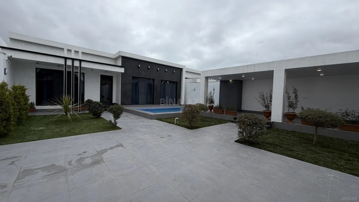 Satılır 4 otaqlı həyət evi 150 m²