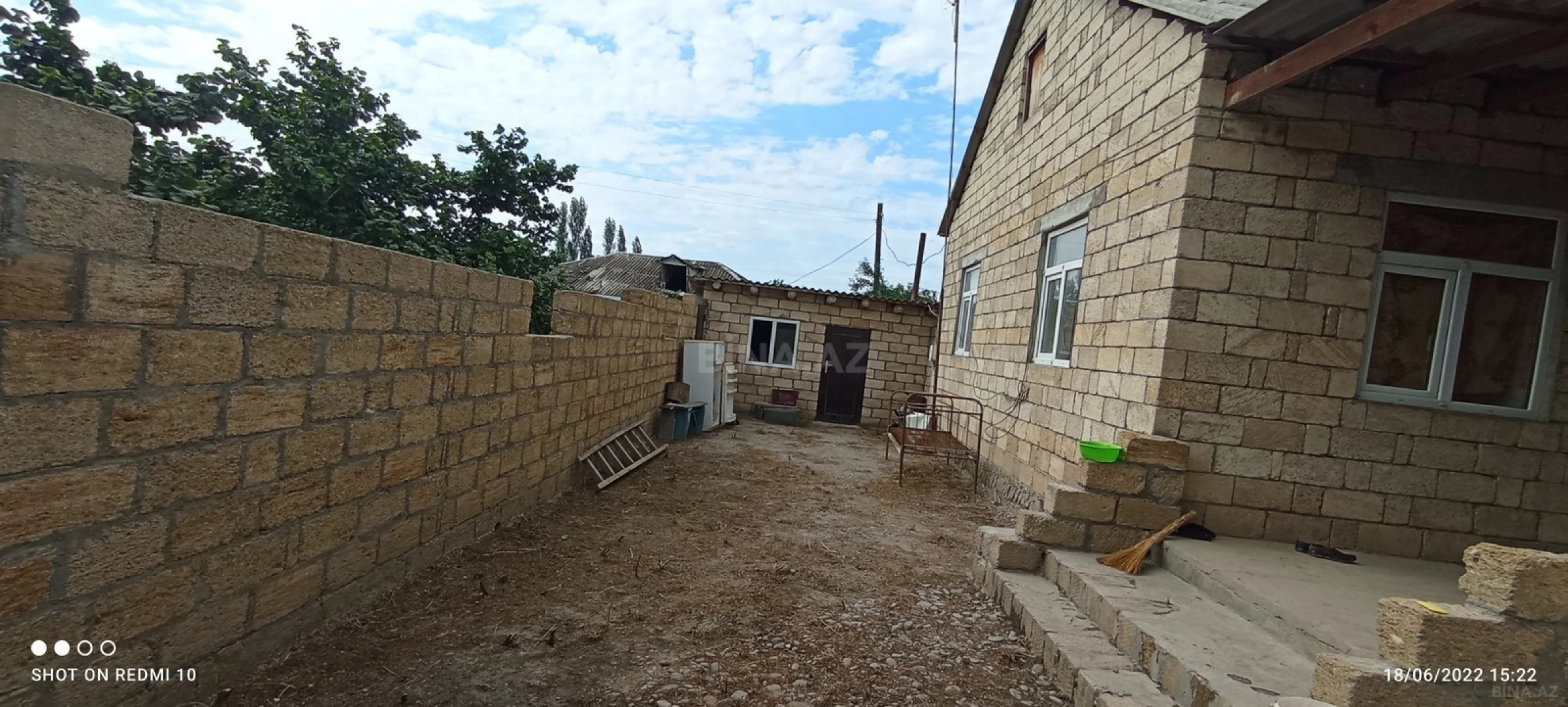 Satılır 4 otaqlı həyət evi 130 m²