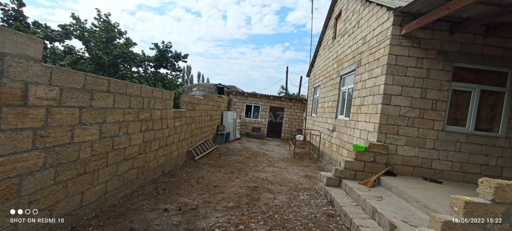 Satılır 4 otaqlı həyət evi 130 m²