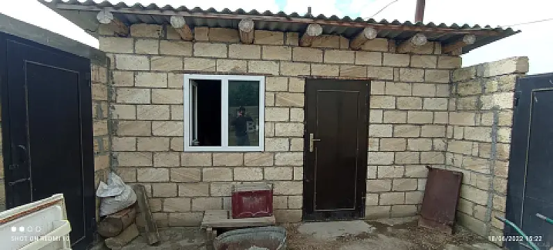 Satılır 4 otaqlı həyət evi 130 m²